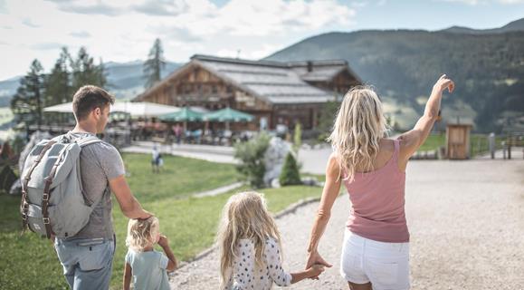 002_3zinnen_family_©KOTTERSTEGER_180619_KOT_8688