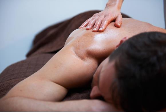 wellness-massage-01