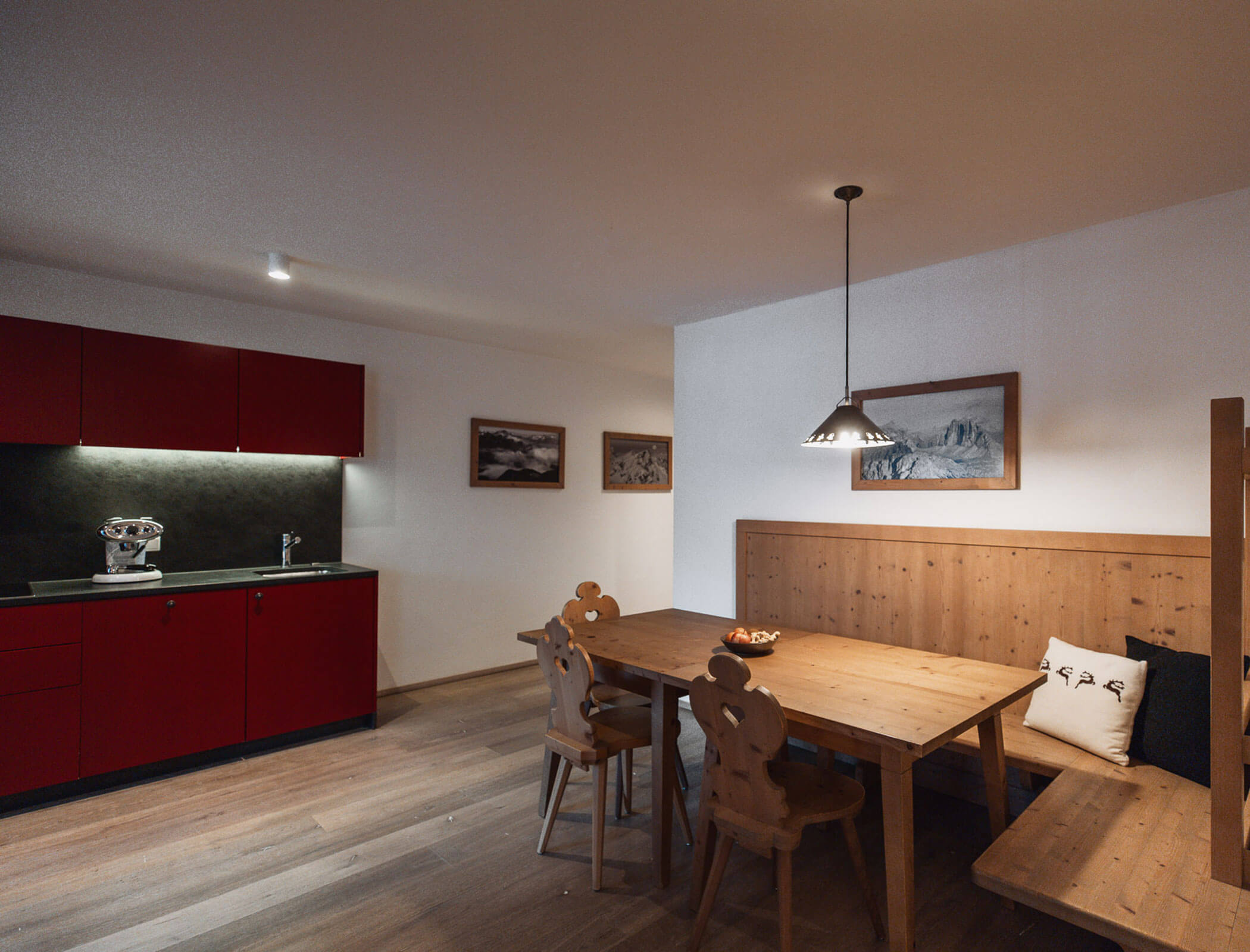 Küche und Essbereich vom Apartment Helmuth