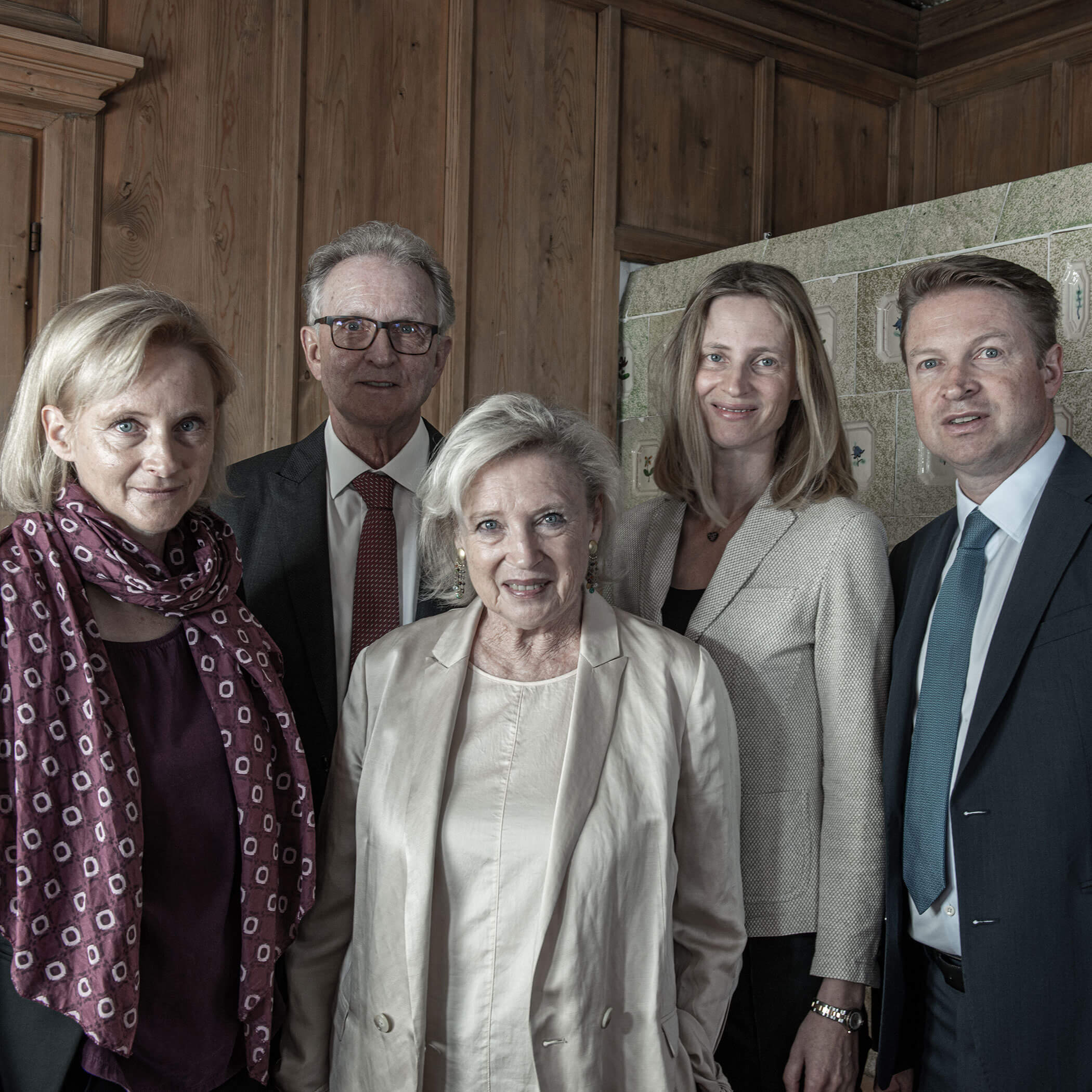 Gruppenbild Gastgeberfamilie Senfter