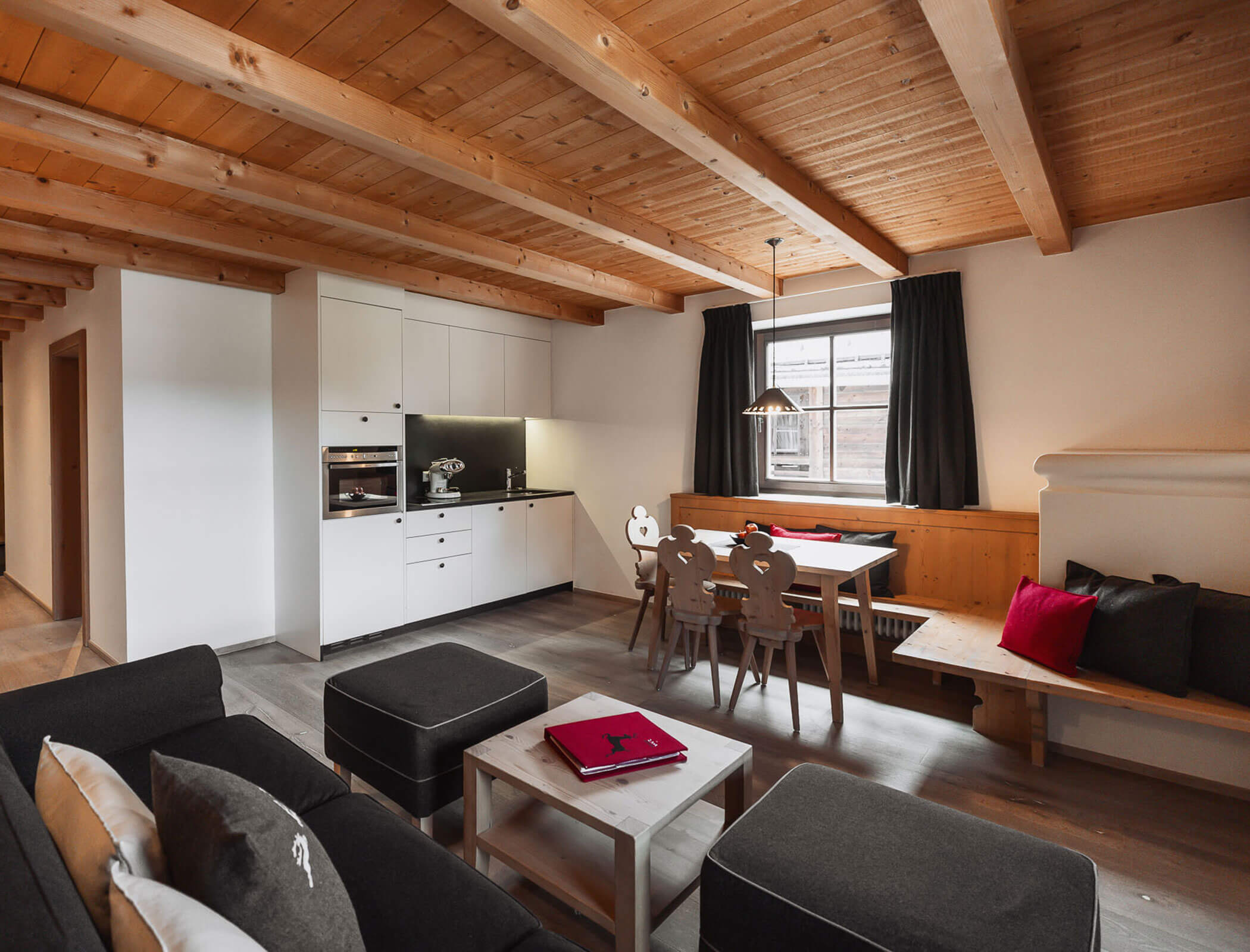 Wohn- und Essbereich vom Apartment Franz Superior