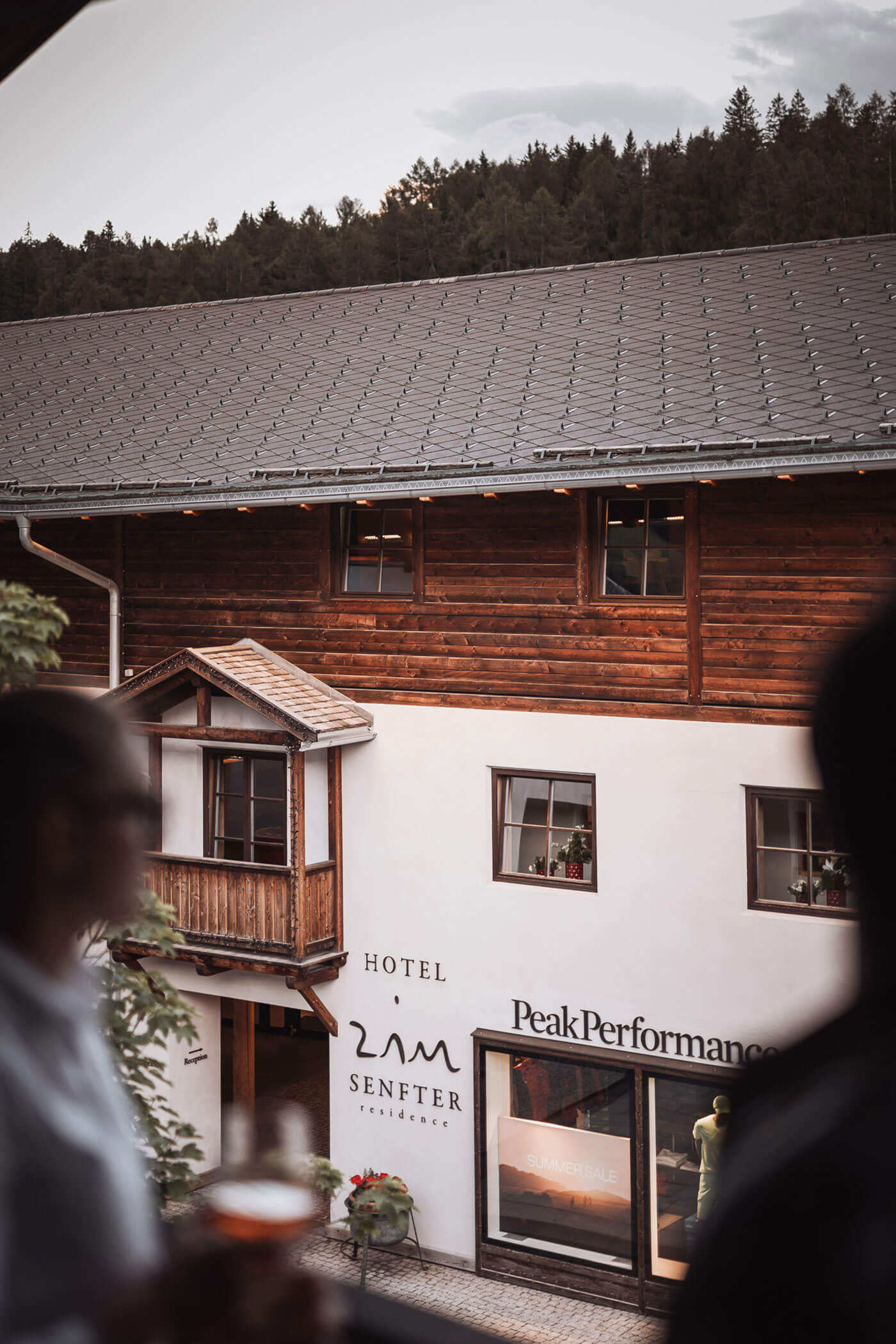 Blick auf die Zin Senfter Residence